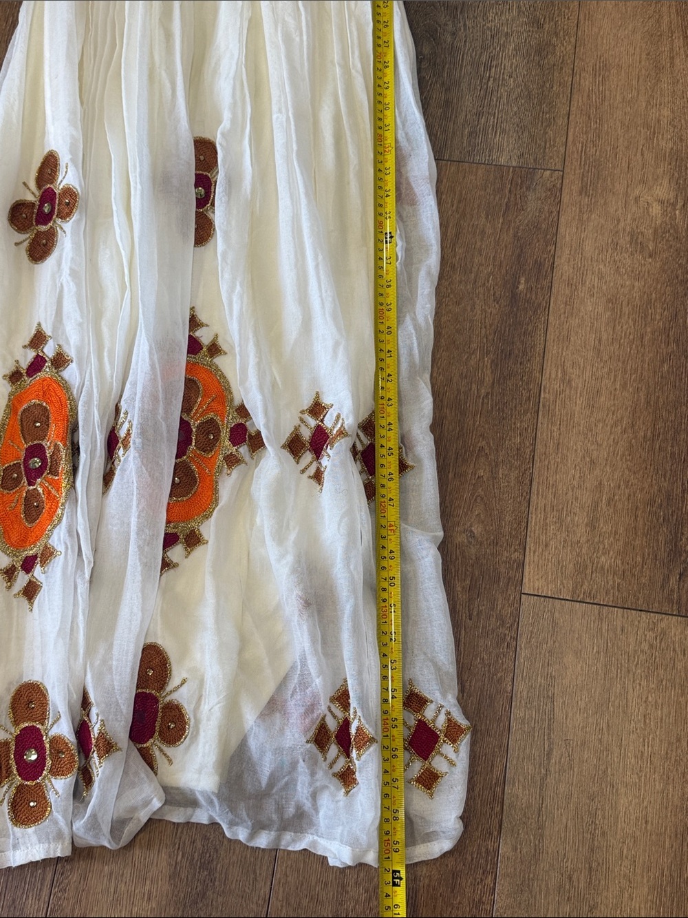 Ethiopian Traditional Dress - Picture 11 of 16